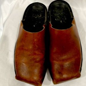 Swedes size 8 genuine leather very comfortable
